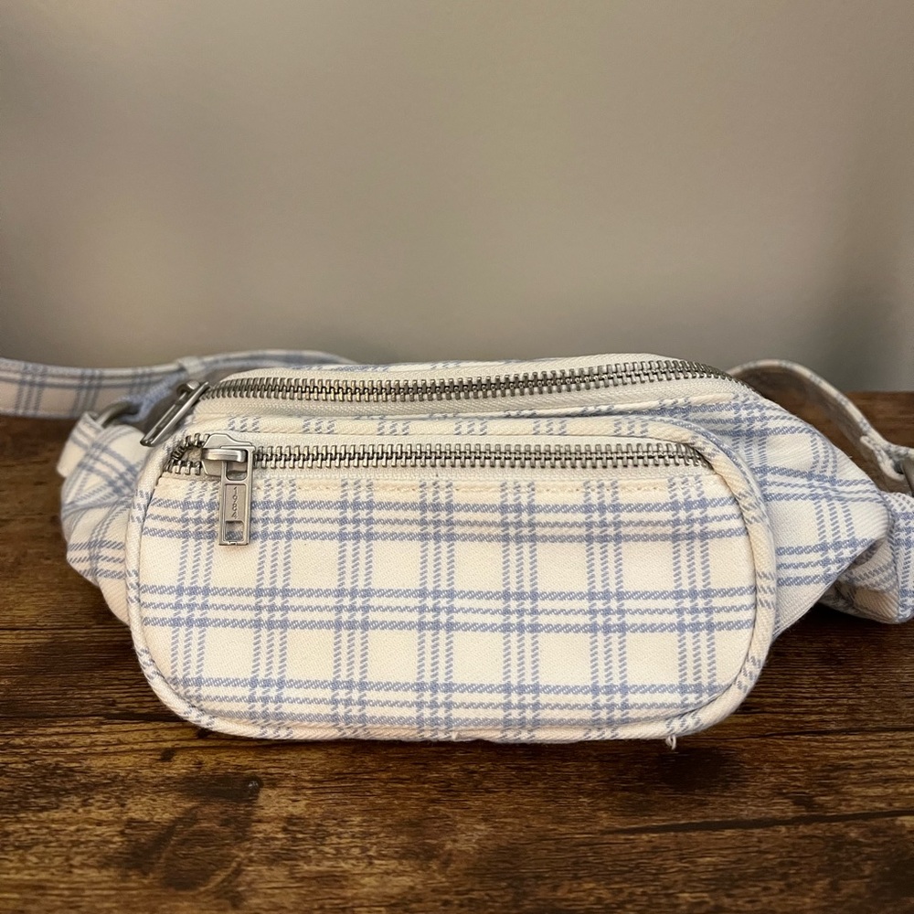 Brandy Melville Belt Bag
